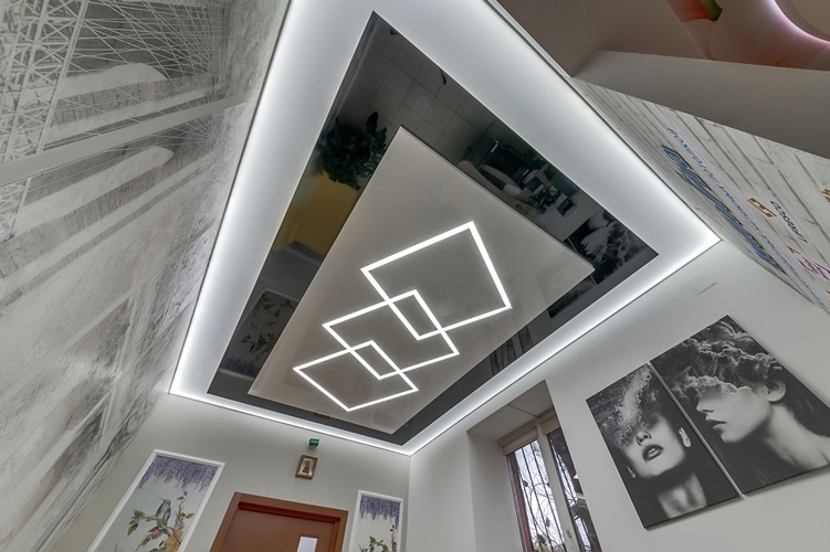 Парящие линии <br>